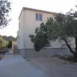 Nevena * Betina (Sibenik-Knin)