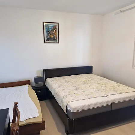 Nevena Betina (Sibenik-Knin)