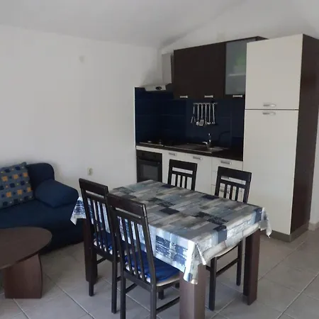 Appartement Nevena *