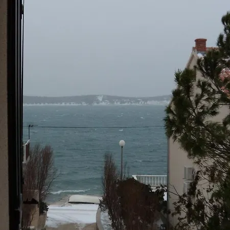 Nevena Appartement *